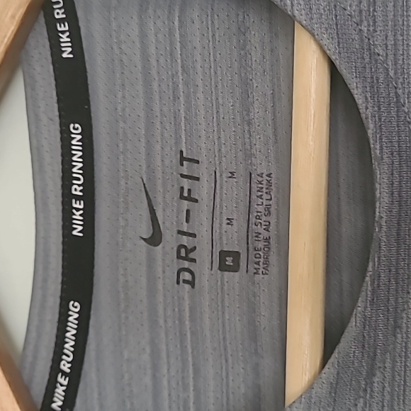 Nike Dri Fit T-shirt 👕 - Picture 5 of 13